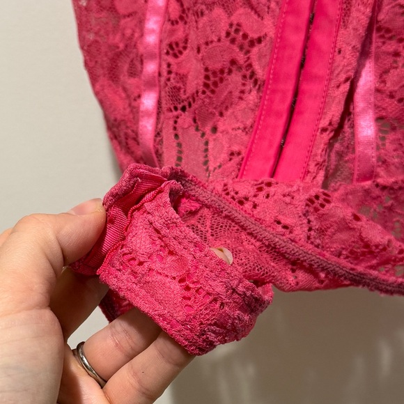 NWT Free People Rhythm Night Lace Thong Bodysuit Large L Raspberry Sorbet Sexy - Picture 6 of 8